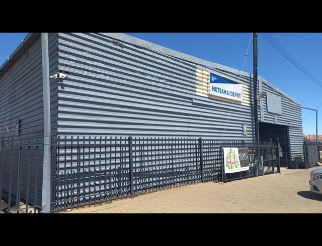 480M² BUSINESS FOR SALE IN HILLSIDE VIEW
